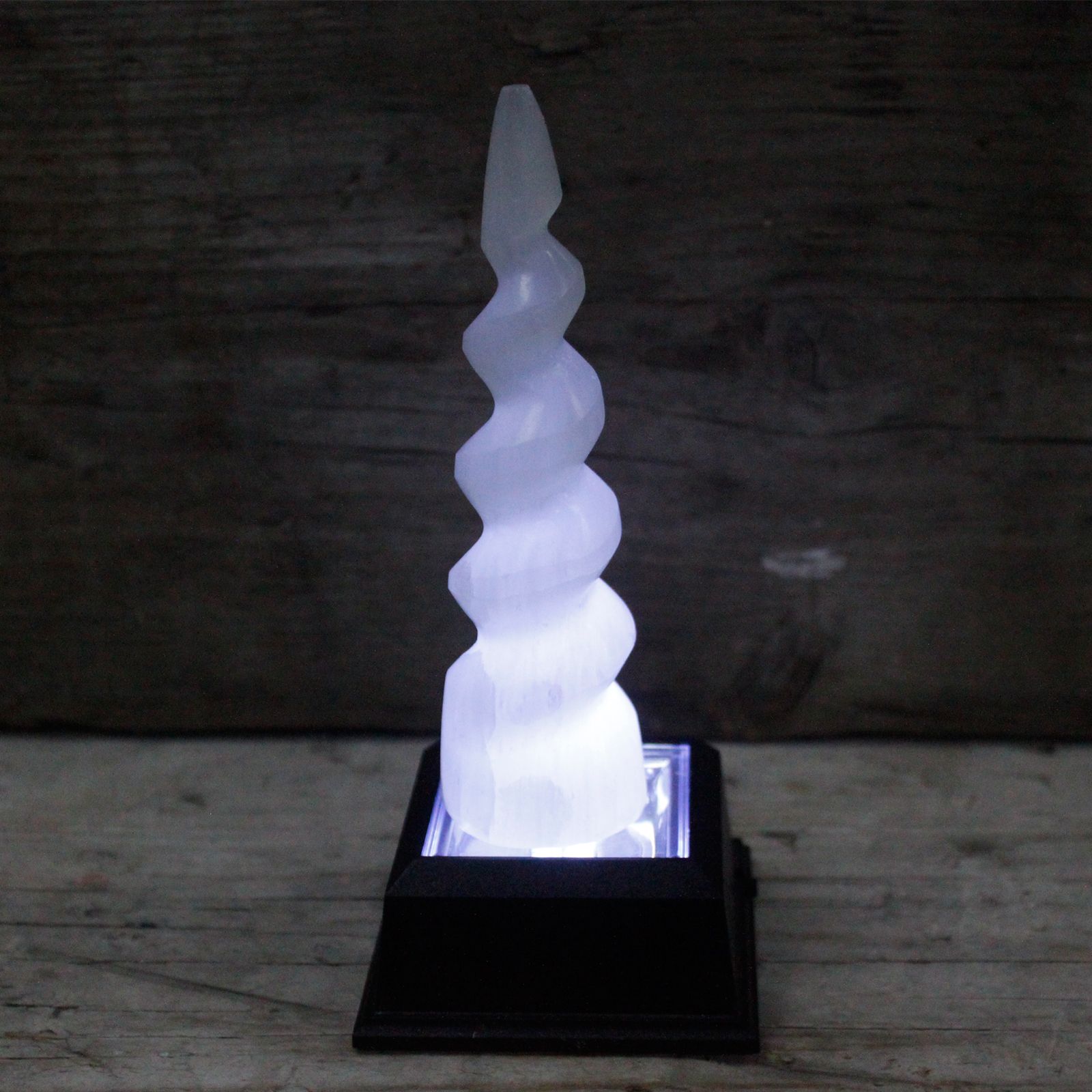 Torre de Cuerno de Unicornio Espiral de Selenita - 15 cm - Imagen 3